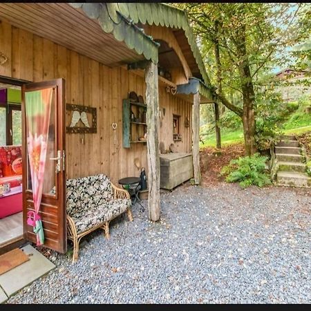 Yourte Mongole Et Cabane Houffalize Exterior photo